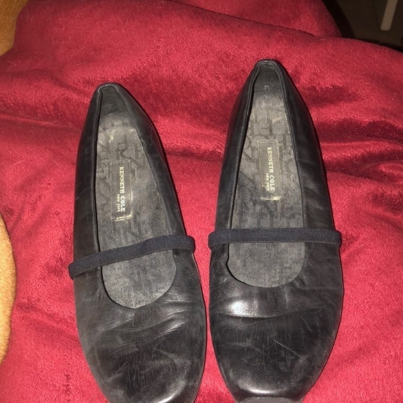 Kenneth Cole New York size 10 black genuine leather Mary Jane flats - Picture 3 of 12